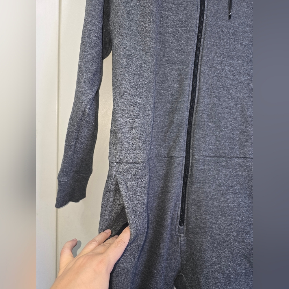 Fabletics Mens Gray To-Go Hooded Jumpsuit Sz S - Picture 3 of 13